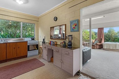 Photo of property in 7a Waiake Street, Torbay, Auckland, 0630