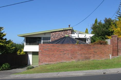 Photo of property in 100 Matipo Road, Mairangi Bay, Auckland, 0630