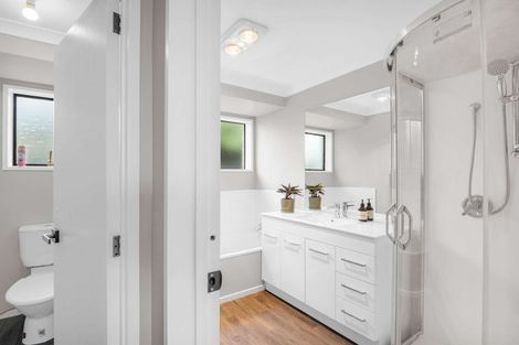 Photo of property in 12 Mchaffies Place, Wainoni, Christchurch, 8061