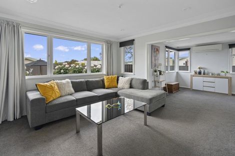 Photo of property in 4 Burness Road, Greenmeadows, Napier, 4112