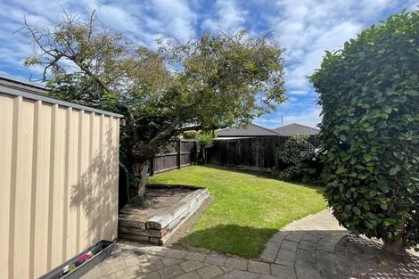 Photo of property in 1/65 Donnington Street, Parklands, Christchurch, 8083