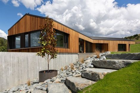 Photo of property in 275 Littles Road, Dalefield, Queenstown, 9371