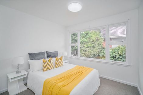 Photo of property in 53 Greendale Avenue, Avonhead, Christchurch, 8042