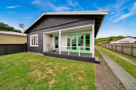 Photo of property in 6 Toko Road, Toko, Stratford, 4392