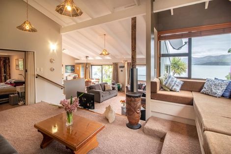 Photo of property in 6348 Christchurch Akaroa Road, Robinsons Bay, 7581