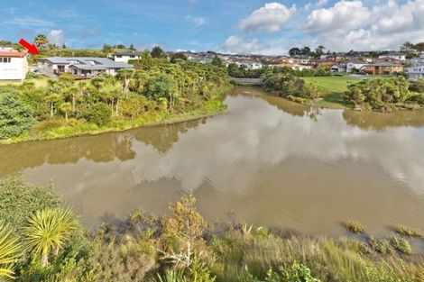 Photo of property in 28 Crimson Park, Oteha, Auckland, 0632
