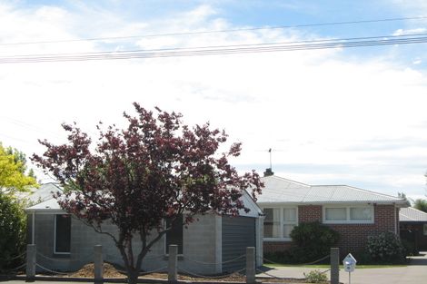 Photo of property in 31 Daniels Road, Redwood, Christchurch, 8051