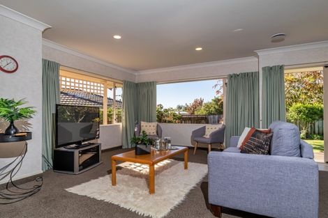 Photo of property in 4 Kingsgate Row, Havelock North, 4130