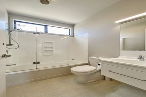 Photo of property in 1/22 Pascal Street, Palmerston North, 4410