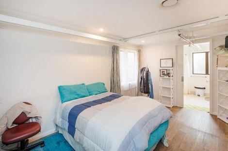 Photo of property in 43 Richmond Avenue, Takaro, Palmerston North, 4410