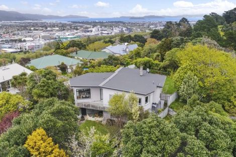 Photo of property in 55 Tirohanga Road, Tirohanga, Lower Hutt, 5010