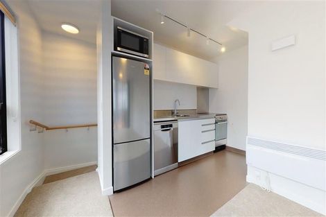 Photo of property in 2/17 Nairn Street, Mount Cook, Wellington, 6011