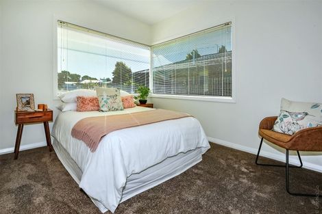 Photo of property in 266 Wainoni Road, Avondale, Christchurch, 8061