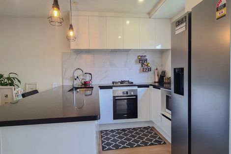 Photo of property in 39a Soaring Bird Drive, Takanini, 2112