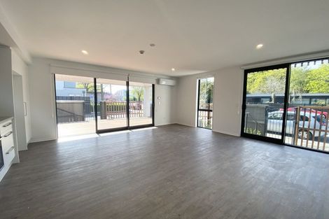 Photo of property in 1/1g Hewitts Road, Merivale, Christchurch, 8014