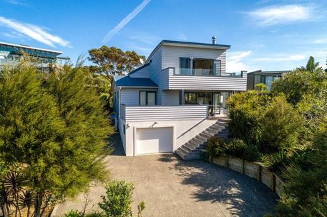 Photo of property in 35 Tawa Street, Oneroa, Waiheke Island, 1081