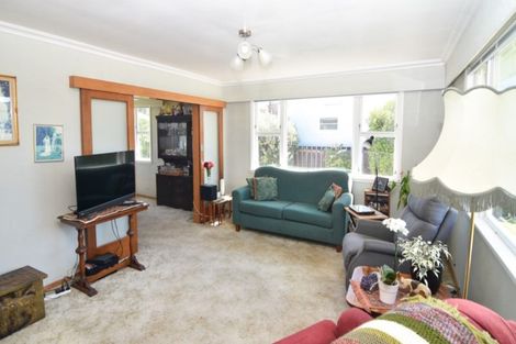 Photo of property in 10-12 Mckenzie Terrace, Carterton, 5713