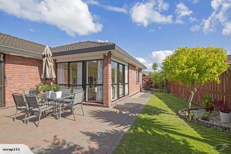 Photo of property in 3b Mirabell Place, Golflands, Auckland, 2013