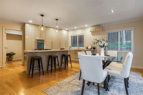 Photo of property in 30c Marine Parade, Mellons Bay, Auckland, 2014