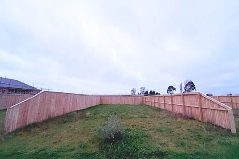 Photo of property in 21 Harry Manship Crescent, Halswell, Christchurch, 8025