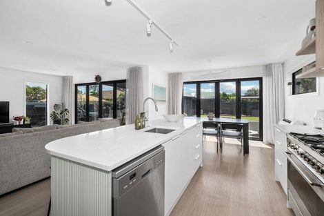 Photo of property in 453 Innes Road, Mairehau, Christchurch, 8052