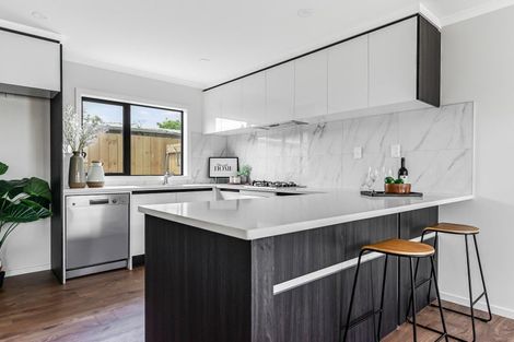 Photo of property in 2/20 Young Street, Claudelands, Hamilton, 3214