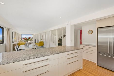 Photo of property in 13 Russo Terrace, Eastbourne, Lower Hutt, 5013