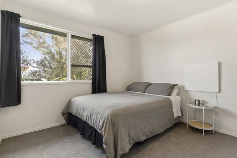 Photo of property in 20 Newham Place, Henderson, Auckland, 0612
