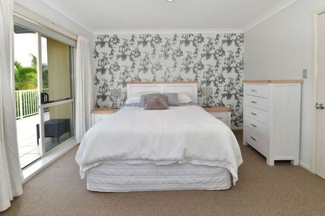 Photo of property in 5 Greenway Rise, Gulf Harbour, Whangaparaoa, 0930