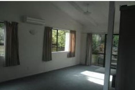 Photo of property in 20 Bluegum Road, Paraparaumu Beach, Paraparaumu, 5032