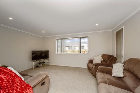 Photo of property in 48 Magnolia Drive, Westown, New Plymouth, 4310
