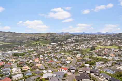 Photo of property in 65 Erlestoke Crescent, Churton Park, Wellington, 6037