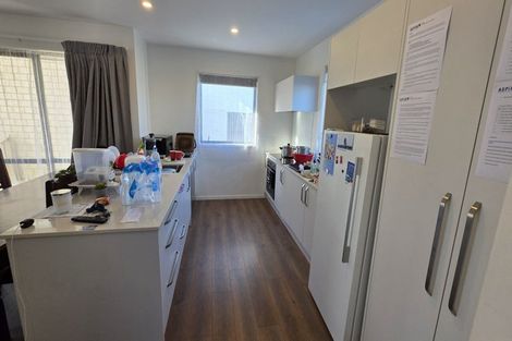 Photo of property in 15c Cessna Crescent, Mangere, Auckland, 2022