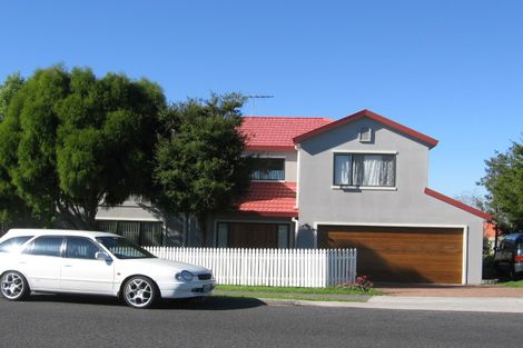 Photo of property in 84a Wiseley Road, West Harbour, Auckland, 0618