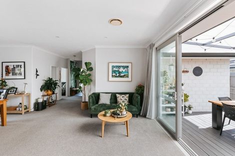 Photo of property in 13 Shoreview Close, Omokoroa, 3114