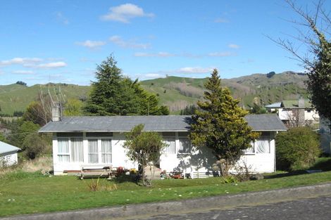 Photo of property in 57 Kiwi Road, Taihape, 4720