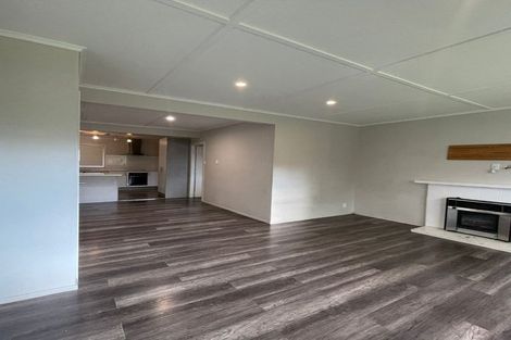 Photo of property in 4 Kay Road, Manurewa, Auckland, 2102