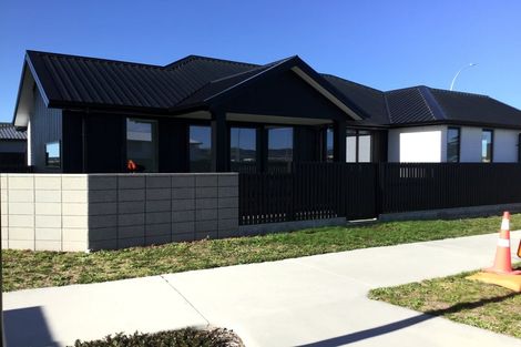 Photo of property in 54 Empire Crescent, Papamoa, 3118