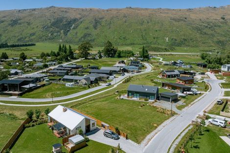 Photo of property in 7 Lakefield Close, Kingston, Athol, 9793