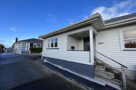 Photo of property in 1/263 Glenfield Road, Hillcrest, Auckland, 0627