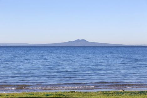 Photo of property in 33 Arkles Strand, Arkles Bay, Whangaparaoa, 0932