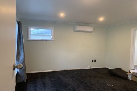 Photo of property in 120 Wainuiomata Road, Wainuiomata, Lower Hutt, 5014