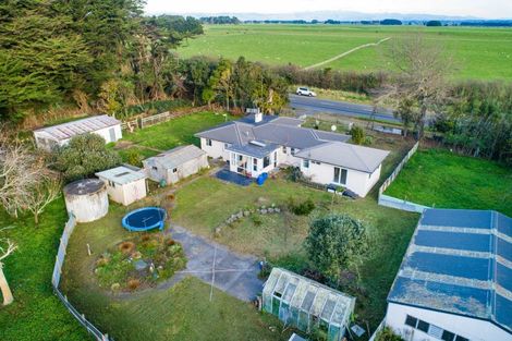 Photo of property in 2390 State Highway 3, Sanson, Palmerston North, 4479