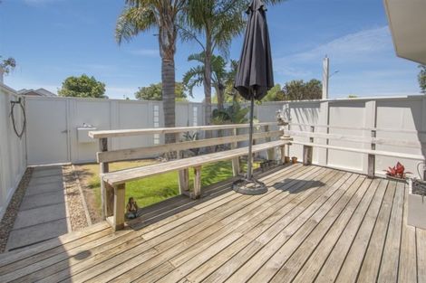 Photo of property in 4 Tahara Crescent, Mount Maunganui, 3116