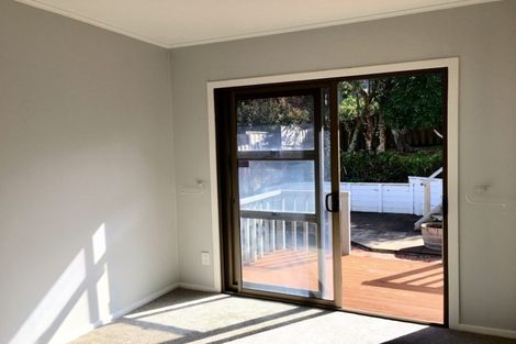 Photo of property in 13 Freya Place, Torbay, Auckland, 0630