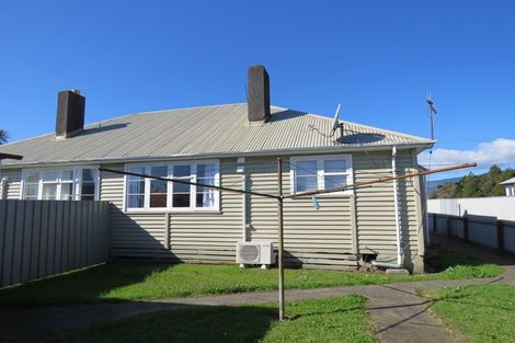 Photo of property in 46/48 Domett Street, Westport, 7825