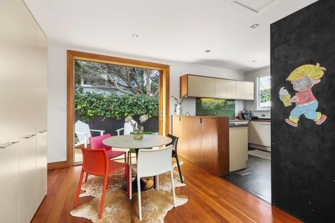 Photo of property in 98 Wilson Street, Newtown, Wellington, 6021