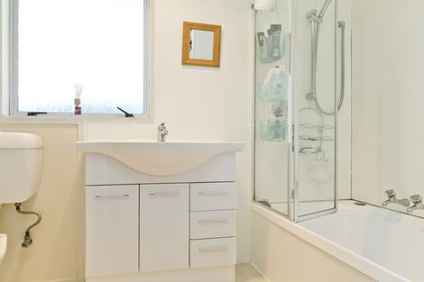 Photo of property in 1/215 Rifle Range Road, Tauhara, Taupo, 3330