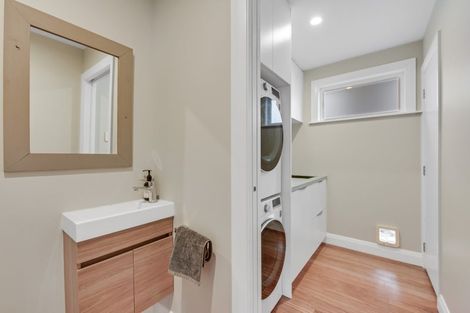 Photo of property in 114 Kawai Street, Nelson South, Nelson, 7010