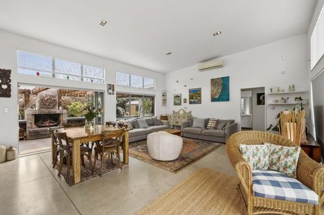 Photo of property in 15 Ti Tree Place, Mangawhai Heads, Mangawhai, 0505